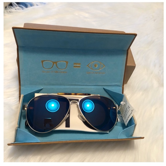 TOMS 60mm Blue Lens Sunglasses NWT - Picture 5 of 13